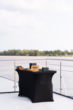 Deval-Traiteur-Peniche-Mascaret-25-juillet-2025-Photographe-Marine-Monteils-006-BD