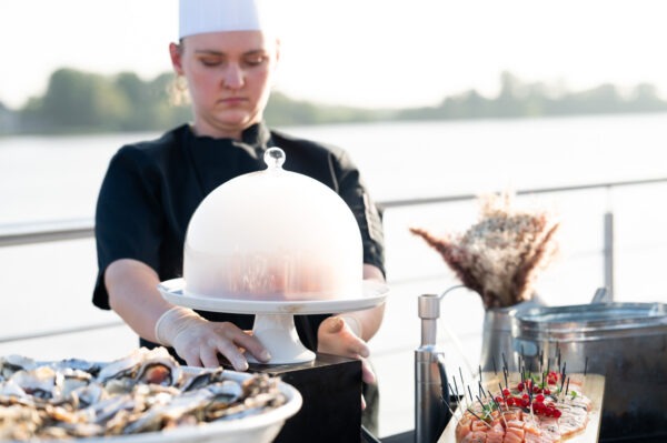 Deval-Traiteur-Peniche-Mascaret-25-juillet-2025-Photographe-Marine-Monteils-094-BD