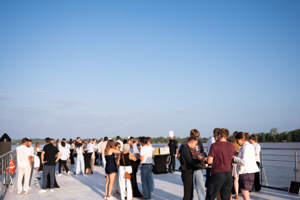 Deval-Traiteur-Peniche-Mascaret-25-juillet-2025-Photographe-Marine-Monteils-108-BD